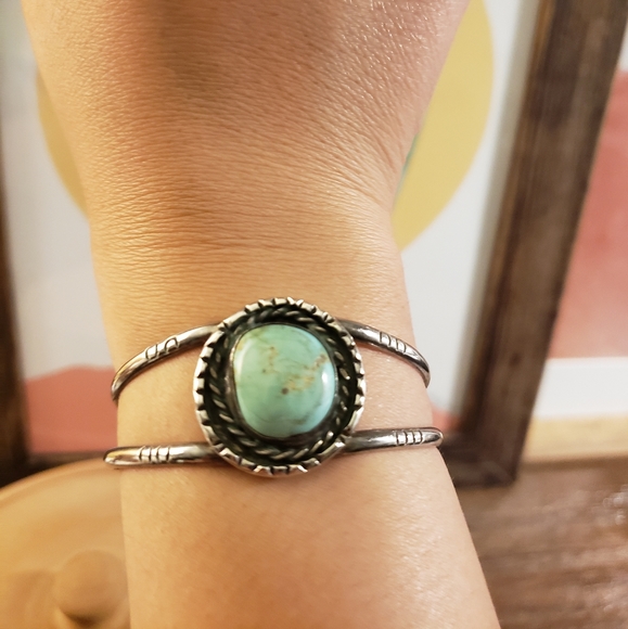 Vintage Sterling Silver Turquoise Cuff Bracelet